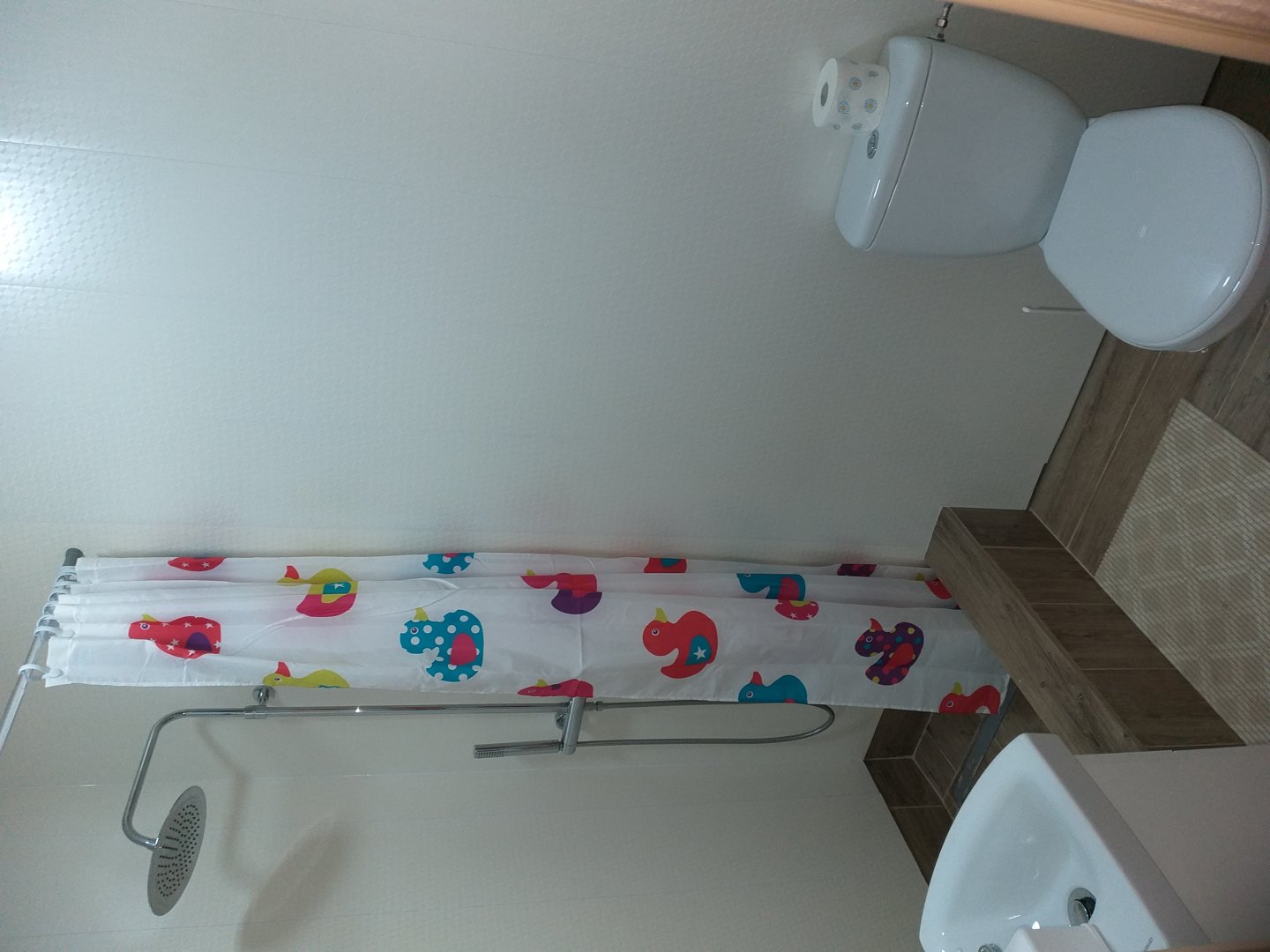 NoclegiGrodzisk N1L - dwuosobowa kawalerka w domku FreezerHause Kozery , N1P - dwuosobowa kawalerka w domku FreezerHause Kozery, N2L dwuosobowa kawalerka w domku FreezerHause Kozery, N2P - dwuosobowa kawalerka w domku FreezerHause Kozery